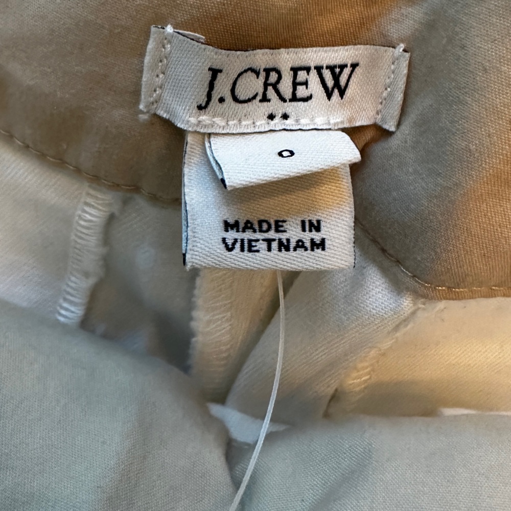J Crew 3.5" classic chino short - Picture 5 of 6